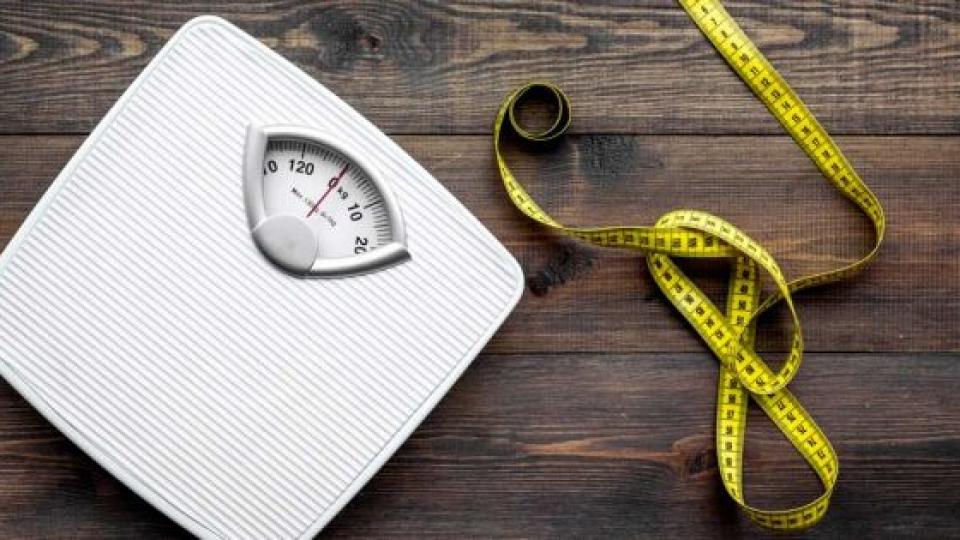 Μερικοί λόγοι που εξηγούν γιατί μπορεί να χάνουμε απότομα βάρος