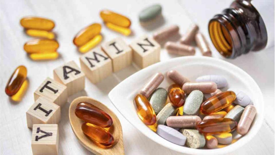 Τι πρέπει να γνωρίζετε για τις βιταμίνες και τα φάρμακα;