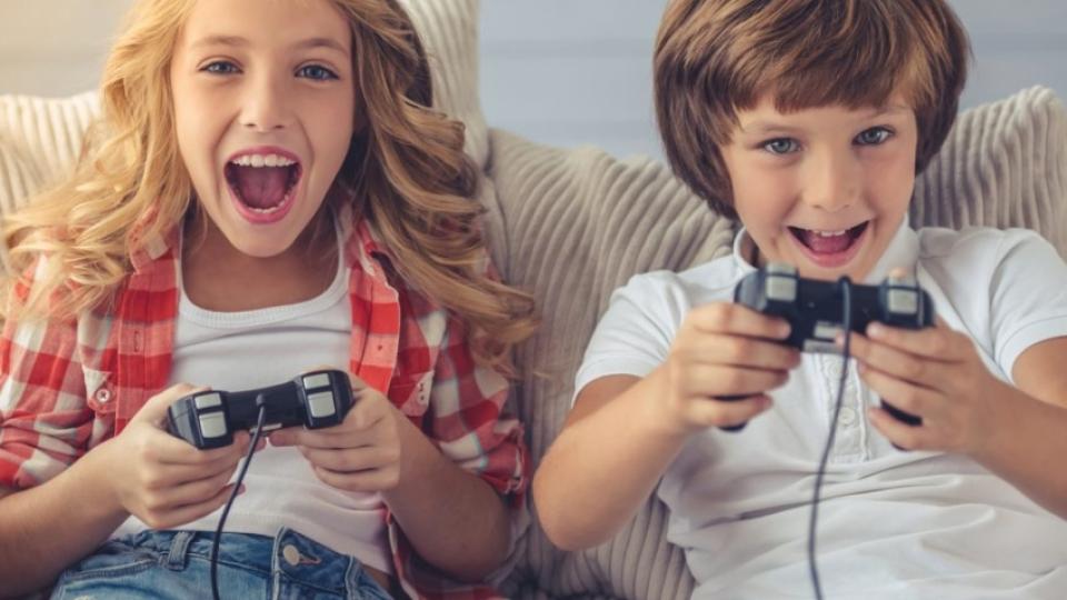 Εθισμός Στο Διαδίκτυο Και Τα Παιχνίδια Μέσω Η/Υ: Υπάρχει Σχέση Με Την Επιθετικότητα Στα Παιδιά Και Τους Εφήβους;