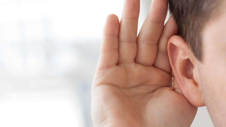 Ακοή : Ξαφνική απώλεια ; Αιτίες και θεραπεία