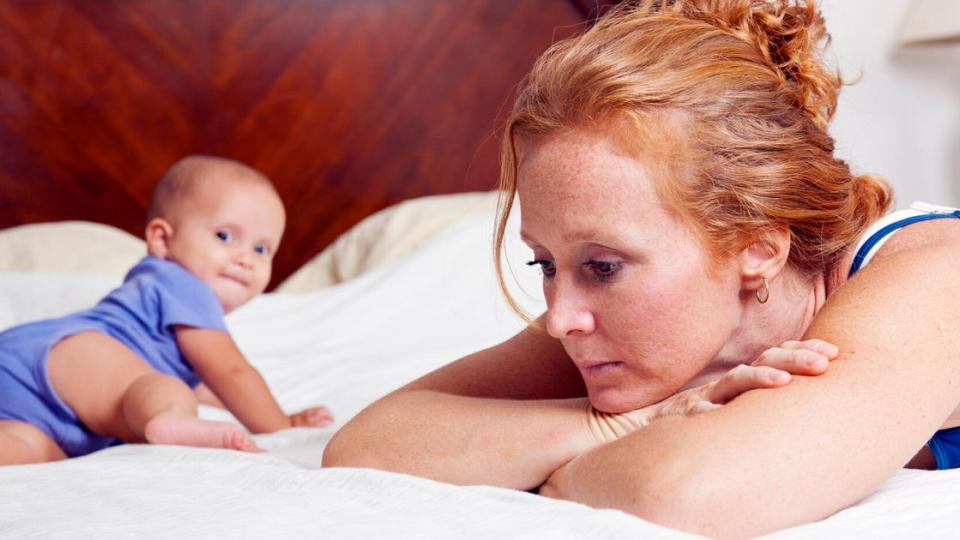 Μετά τη γέννα μπορεί να αντιμετωπίσουμε την επιλόχειο κατάθλιψη;