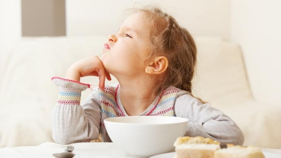 Μπορώ να μάθω το παιδί μου να τρώει τα πάντα;